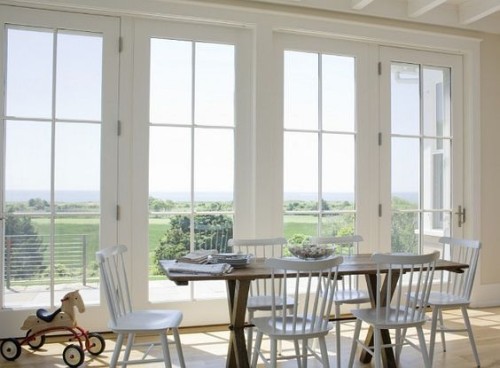 White timber dining chairs, Gallerie B blog.